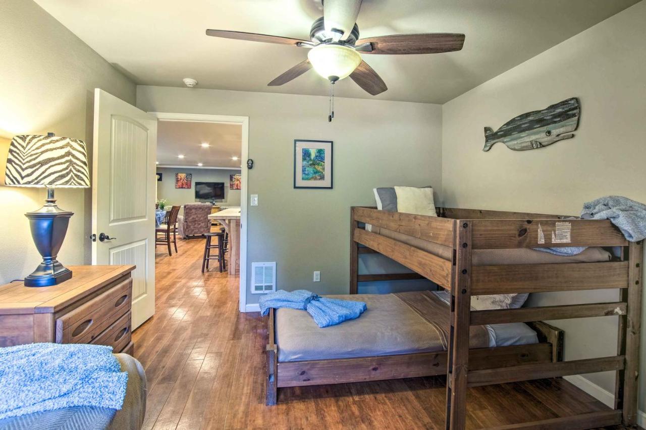 Coos Bay Retreat Less Than 2 Mi To Marina And Casino! Buitenkant foto